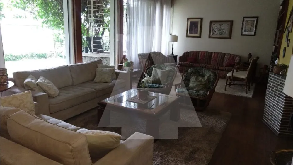 Sobrado, 3 quartos, 400 m² - Foto 1