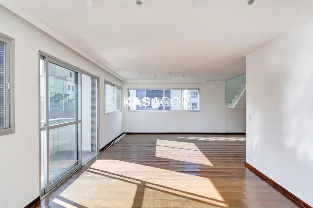 Cobertura, 3 quartos, 321 m² - Foto 2