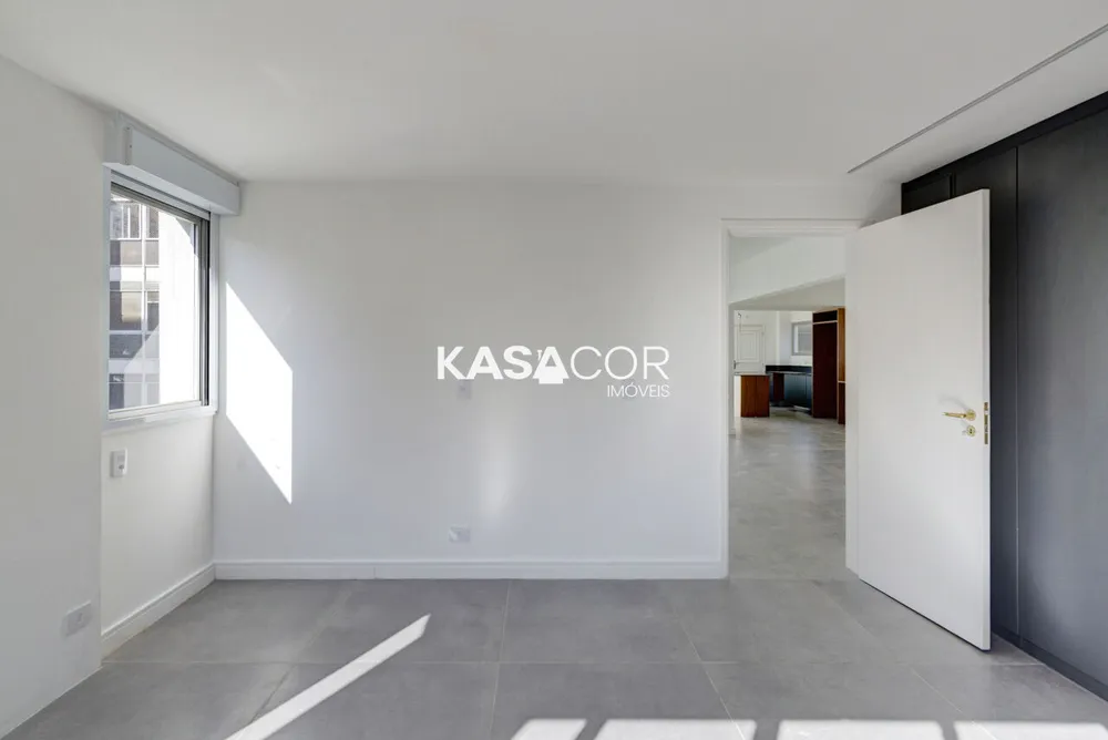 Cobertura, 3 quartos, 321 m² - Foto 4