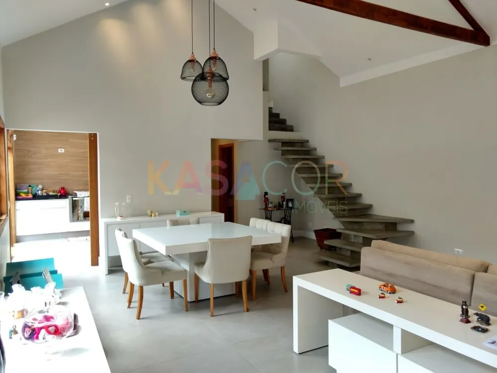 Sobrado, 3 quartos, 142 m² - Foto 1