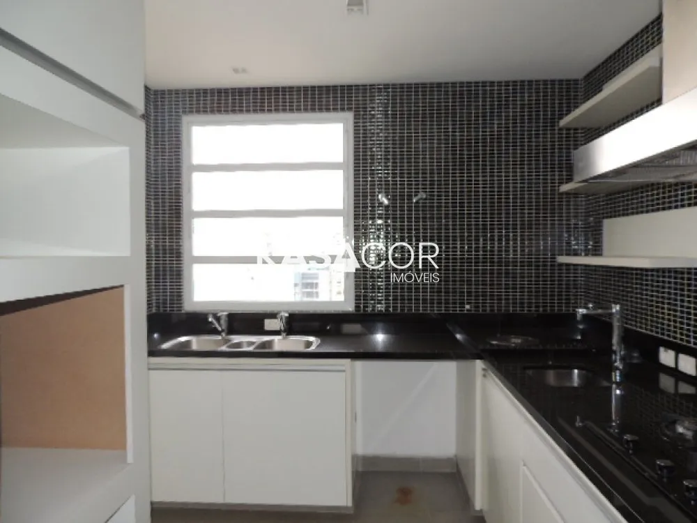Apartamento, 3 quartos, 260 m² - Foto 4
