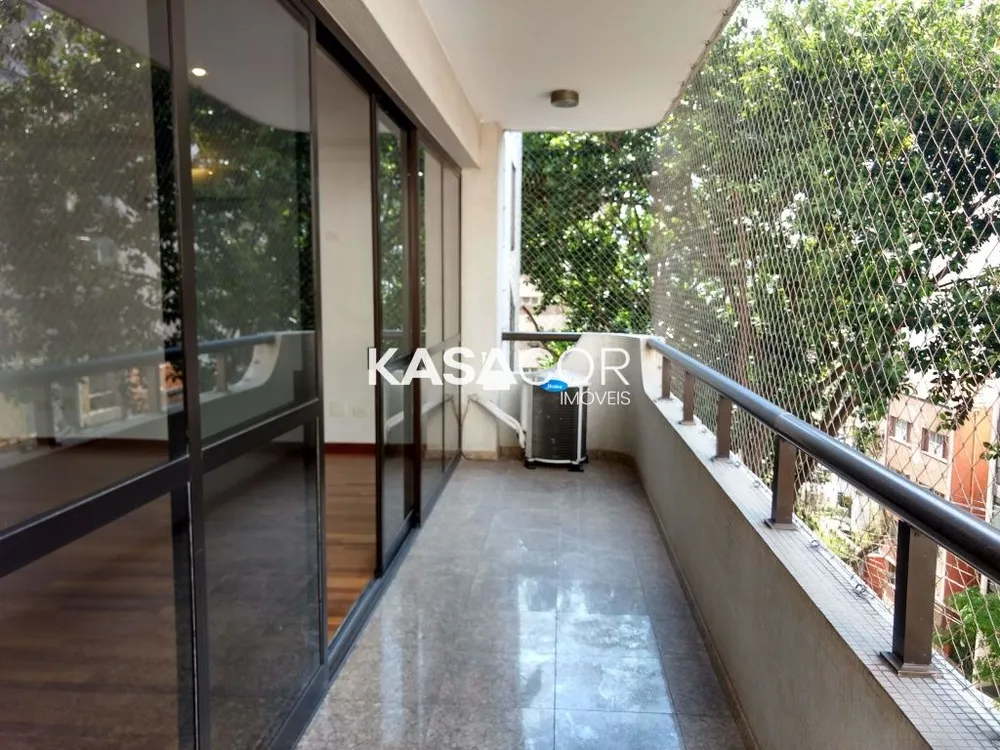 Apartamento, 4 quartos, 247 m² - Foto 2