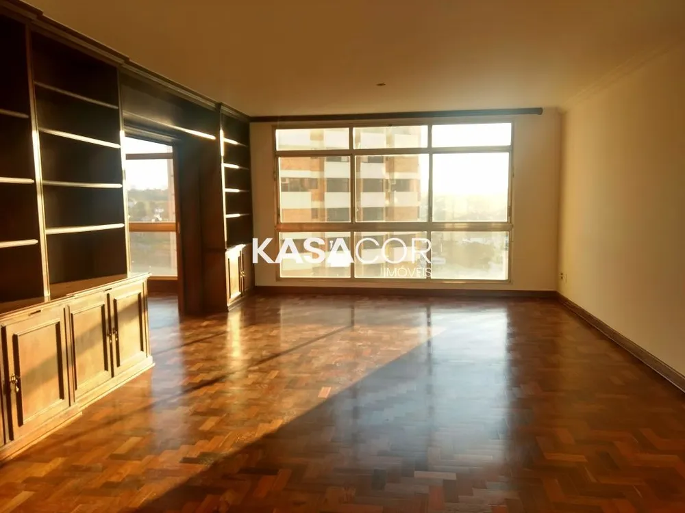 Apartamento, 3 quartos, 230 m² - Foto 1