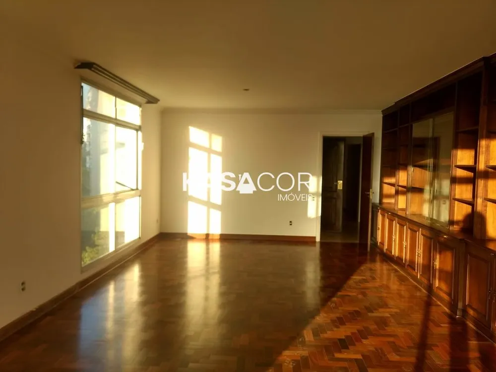 Apartamento, 3 quartos, 230 m² - Foto 2