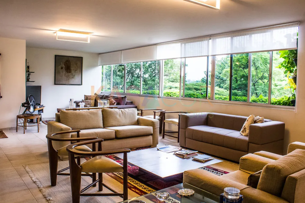 Apartamento, 4 quartos, 230 m² - Foto 1