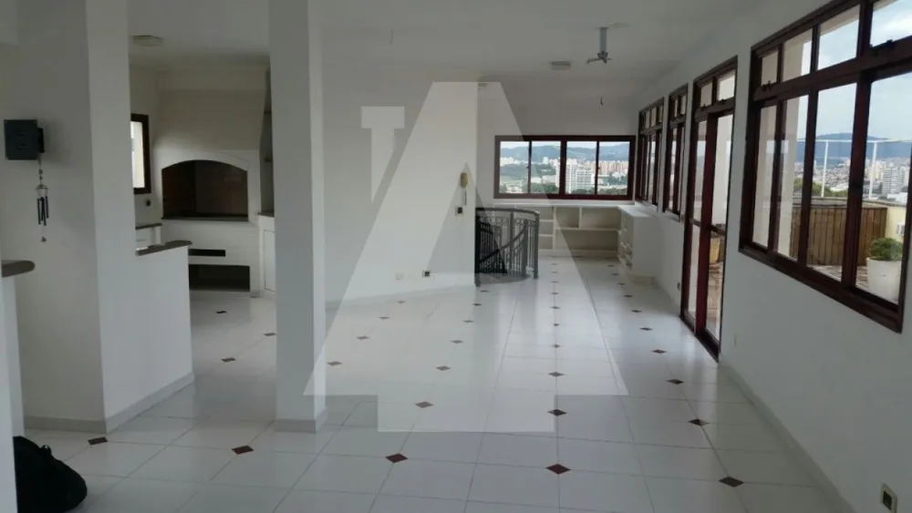 Apartamento, 3 quartos, 328 m² - Foto 1