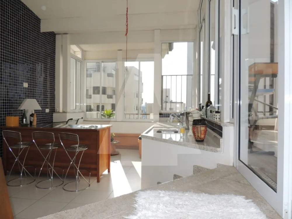 Cobertura, 3 quartos, 230 m² - Foto 5