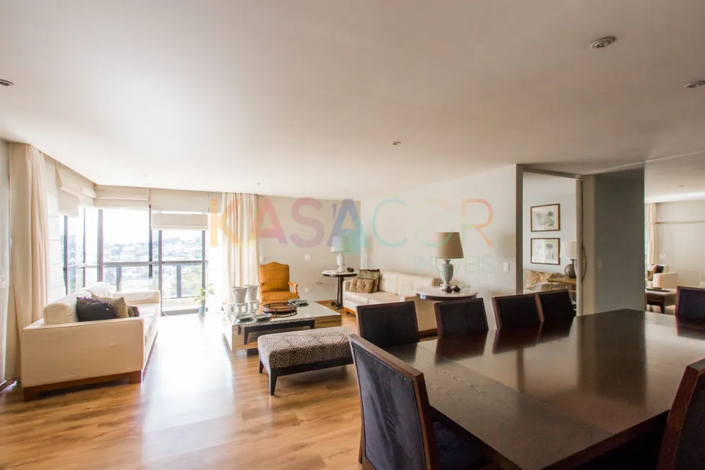 Apartamento, 3 quartos, 220 m² - Foto 2