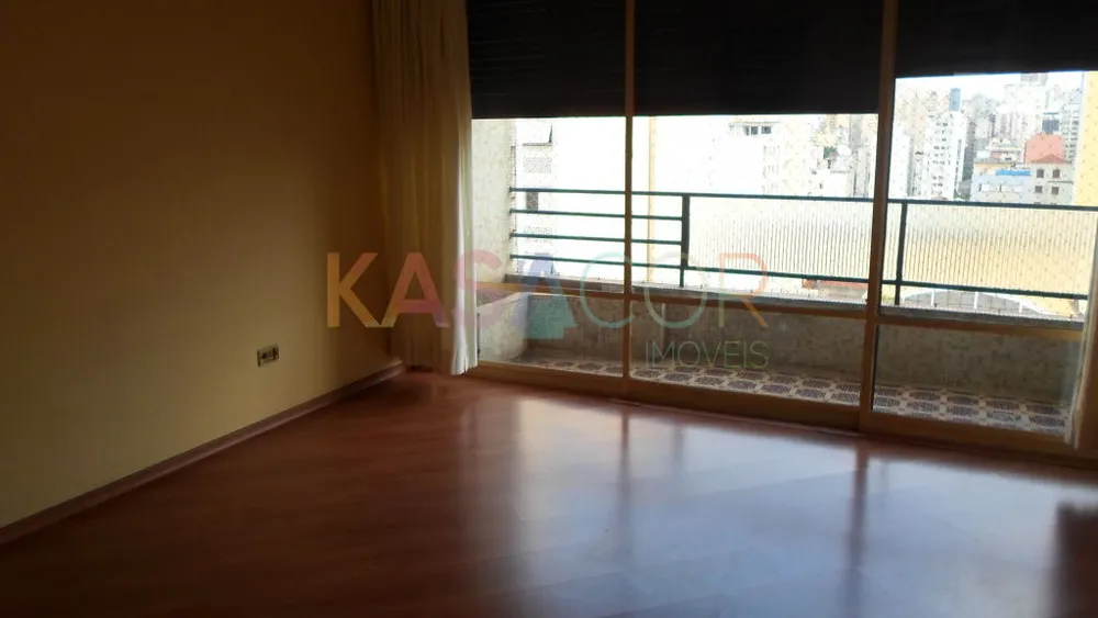 Apartamento, 3 quartos, 220 m² - Foto 1