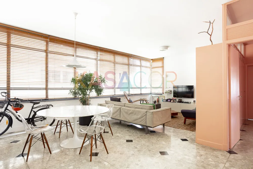 Apartamento, 3 quartos, 150 m² - Foto 1
