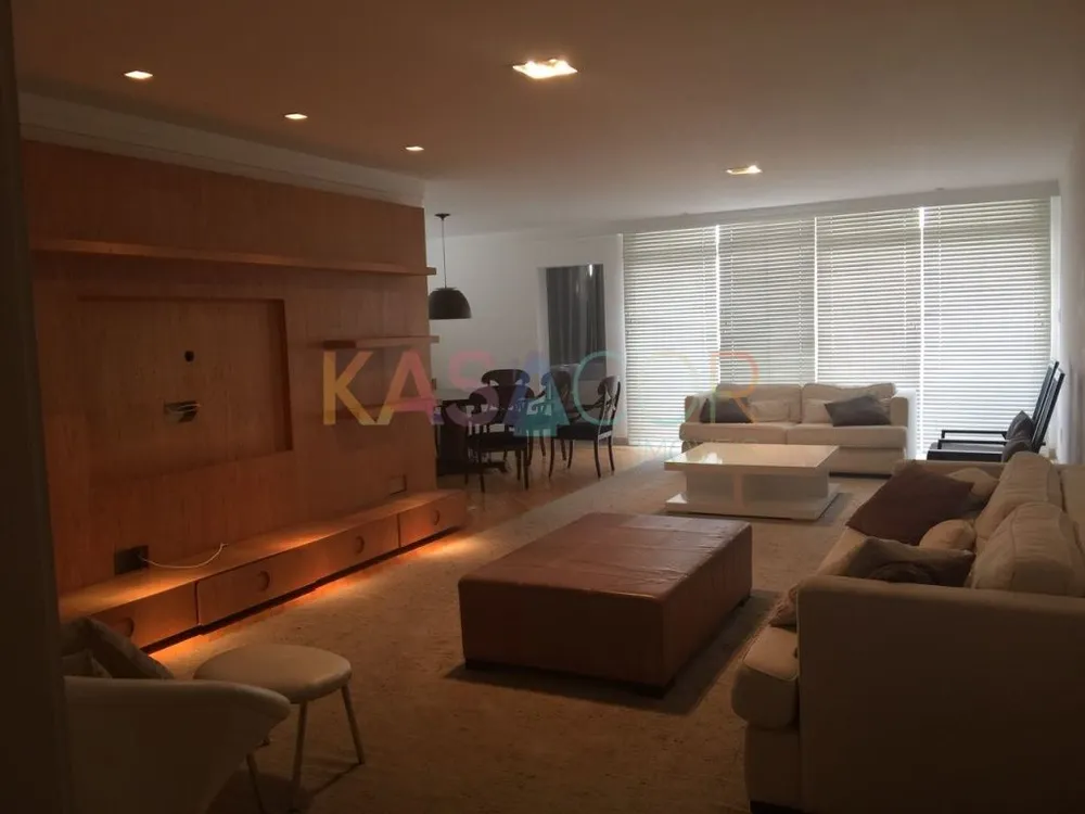 Apartamento, 3 quartos, 240 m² - Foto 2