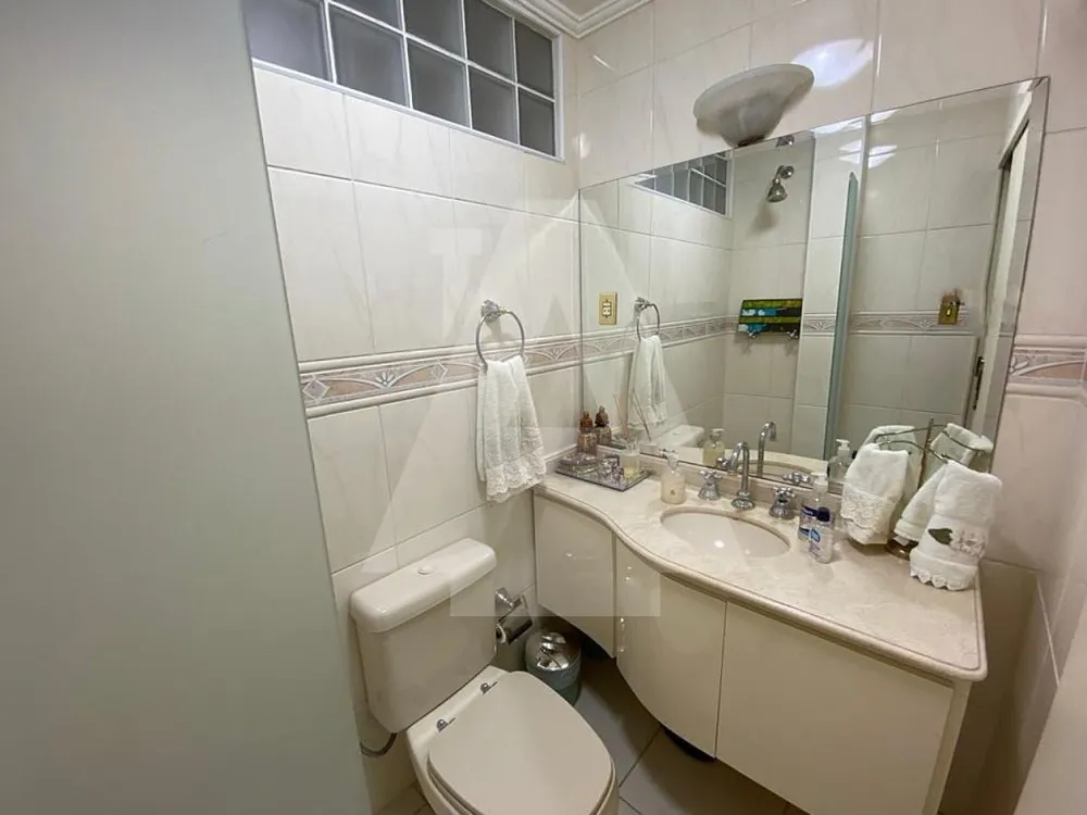 Apartamento, 3 quartos, 160 m² - Foto 1