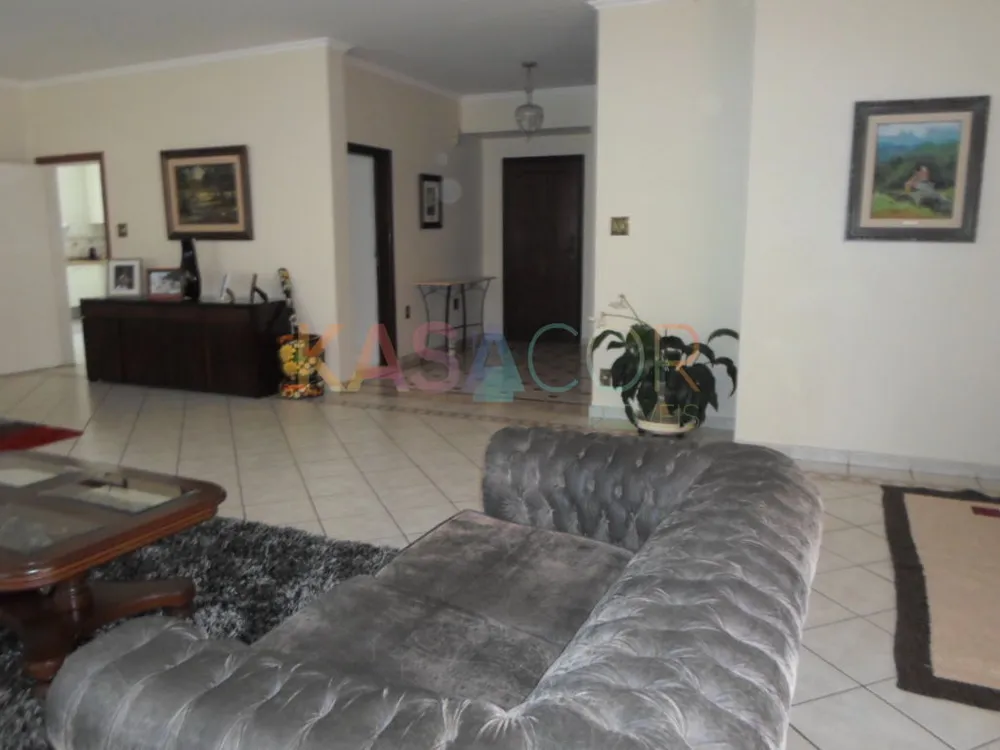 Apartamento, 3 quartos, 230 m² - Foto 3