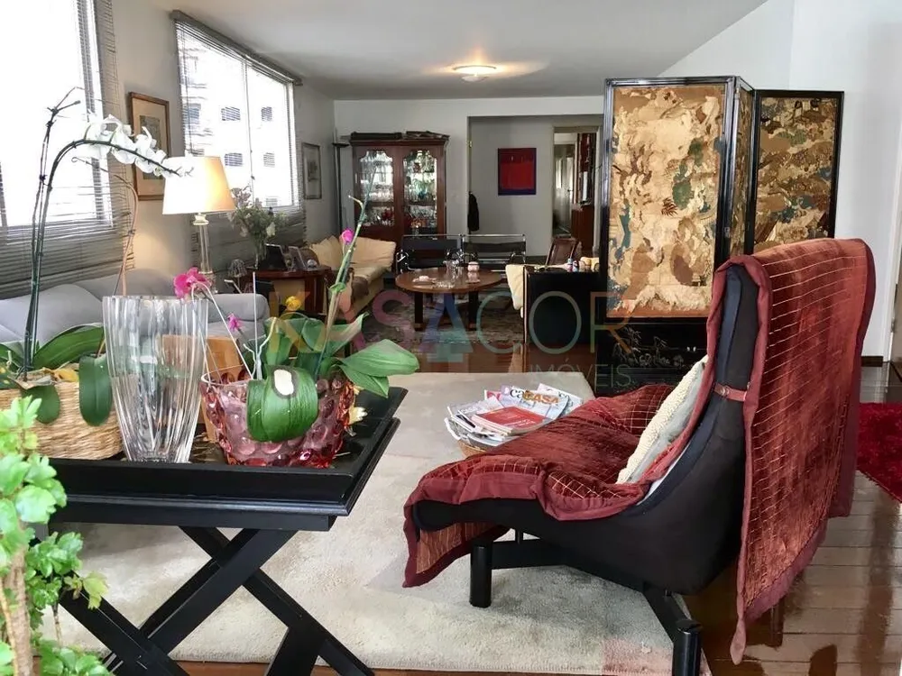 Apartamento, 3 quartos, 212 m² - Foto 1