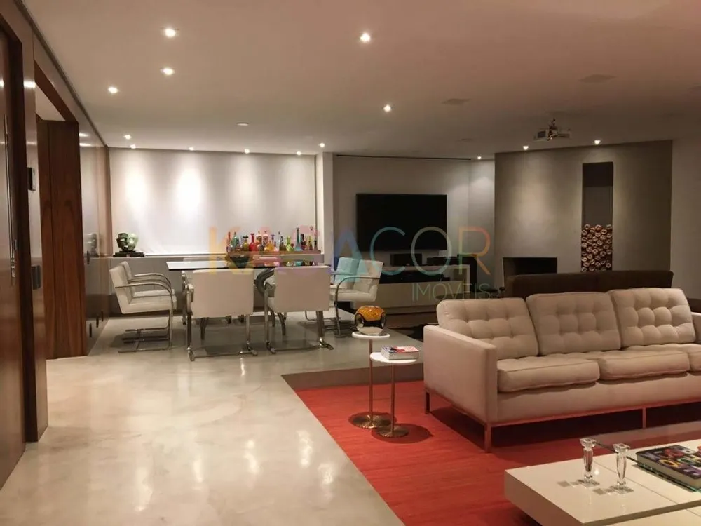 Apartamento, 4 quartos, 226 m² - Foto 1