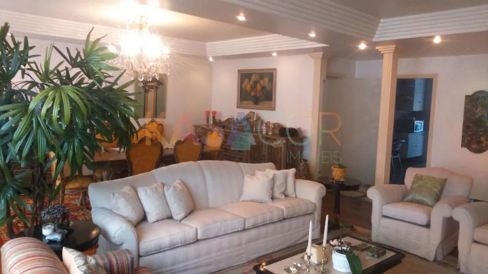 Apartamento, 3 quartos, 236 m² - Foto 2