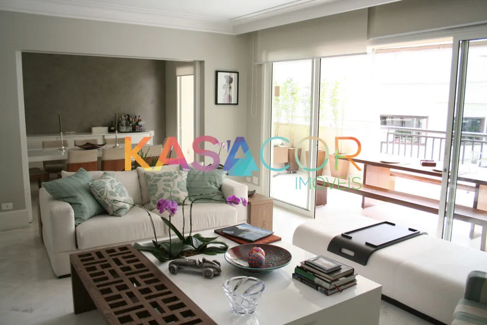 Apartamento, 3 quartos, 210 m² - Foto 1