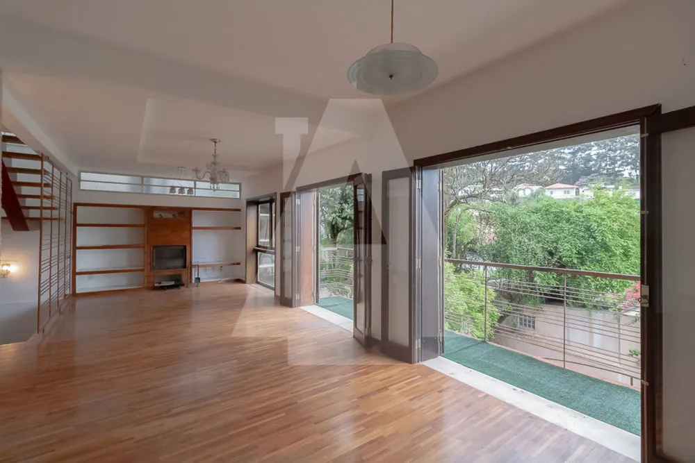 Sobrado, 3 quartos, 309 m² - Foto 1