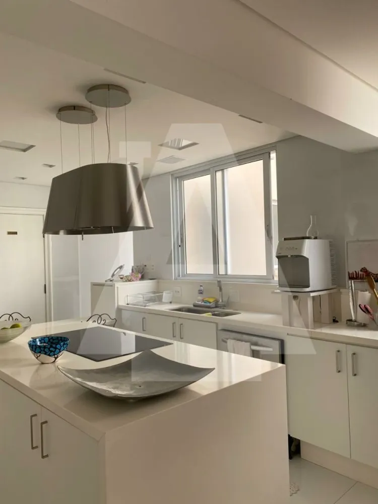 Apartamento, 3 quartos, 480 m² - Foto 2
