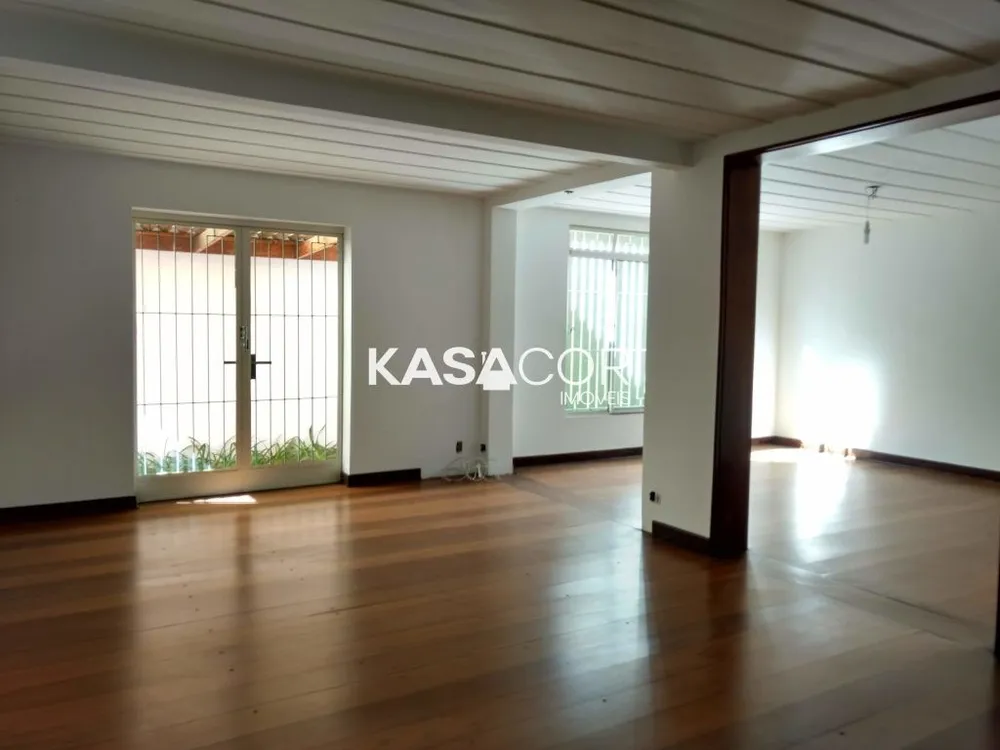 Sobrado, 4 quartos, 380 m² - Foto 2
