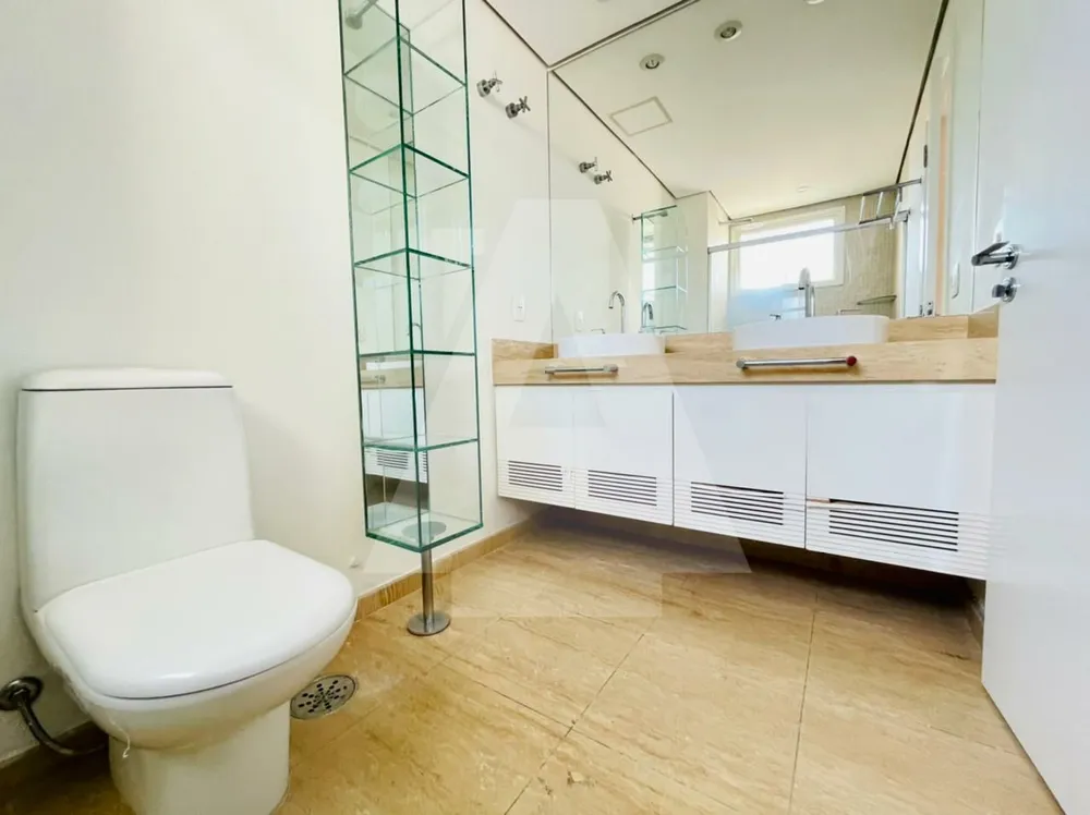 Apartamento, 3 quartos, 215 m² - Foto 2