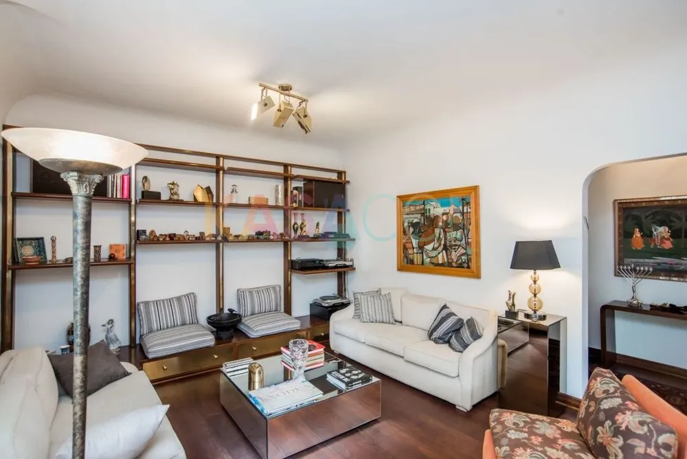 Apartamento, 3 quartos, 215 m² - Foto 1