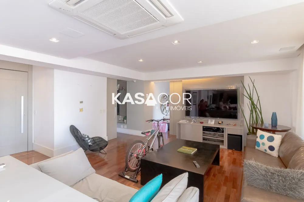 Apartamento, 4 quartos, 232 m² - Foto 1
