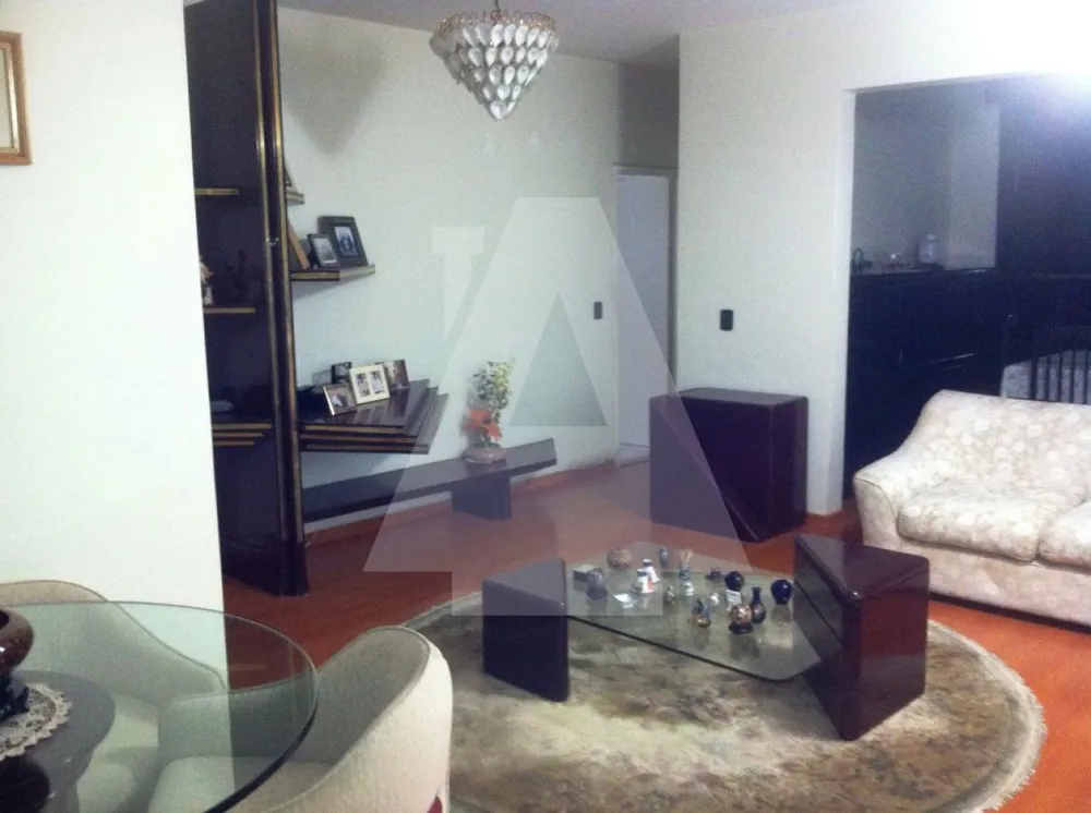Apartamento, 3 quartos, 130 m² - Foto 2