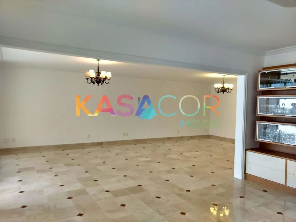 Apartamento, 3 quartos, 230 m² - Foto 1