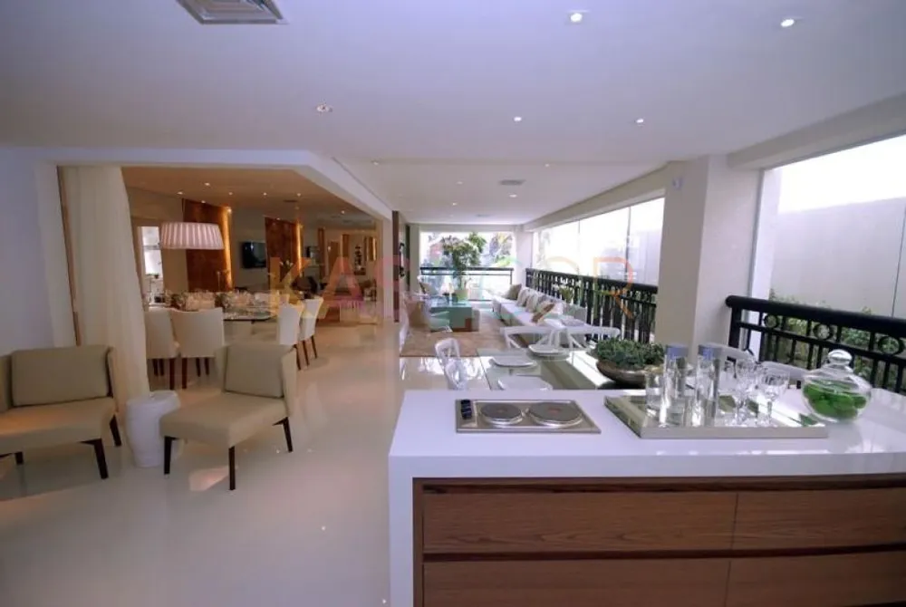 Apartamento, 4 quartos, 266 m² - Foto 1