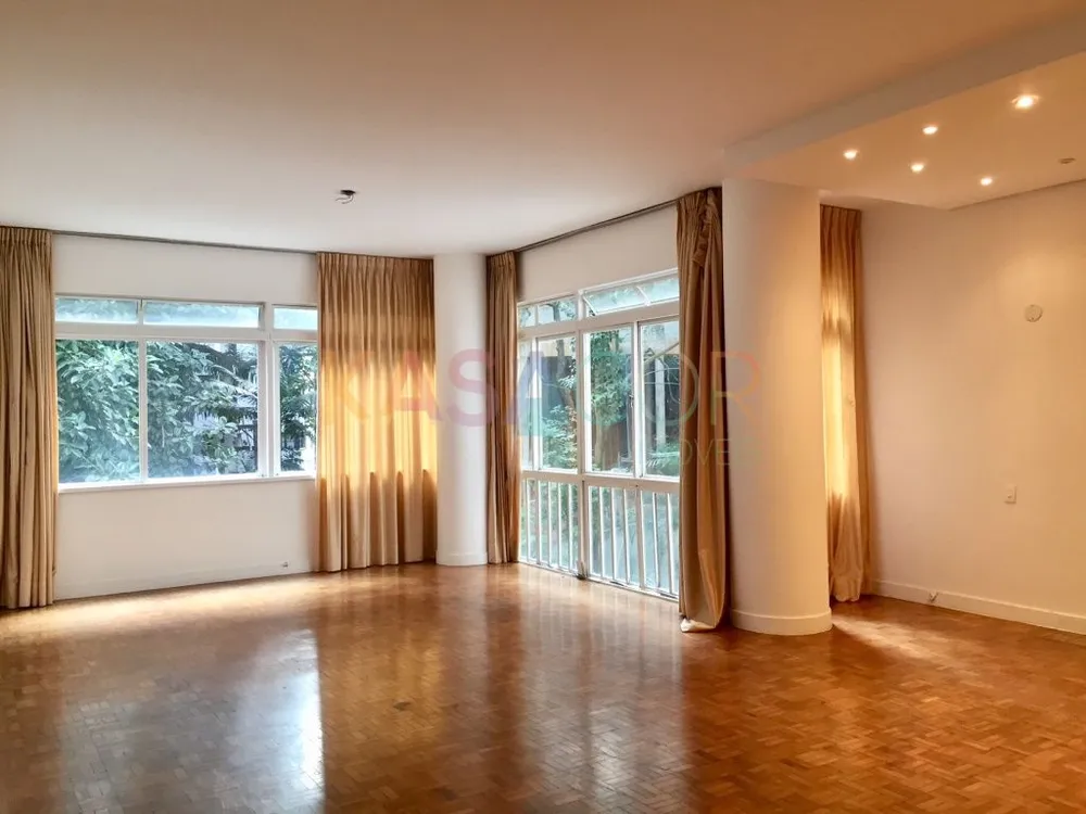 Apartamento, 3 quartos, 243 m² - Foto 2