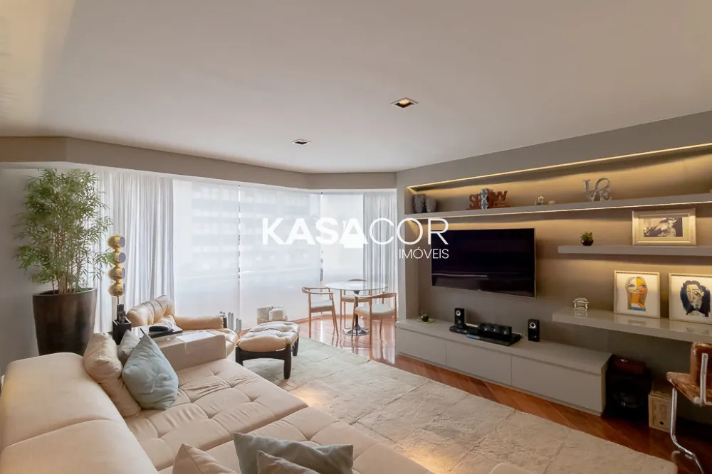 Apartamento, 3 quartos, 270 m² - Foto 1
