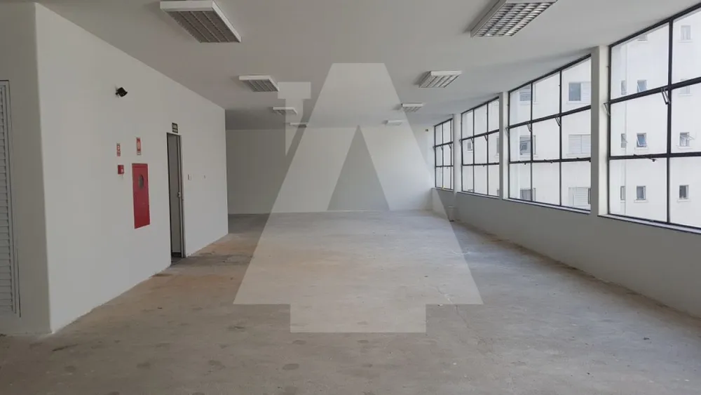 Prédio Inteiro, 2700 m² - Foto 2