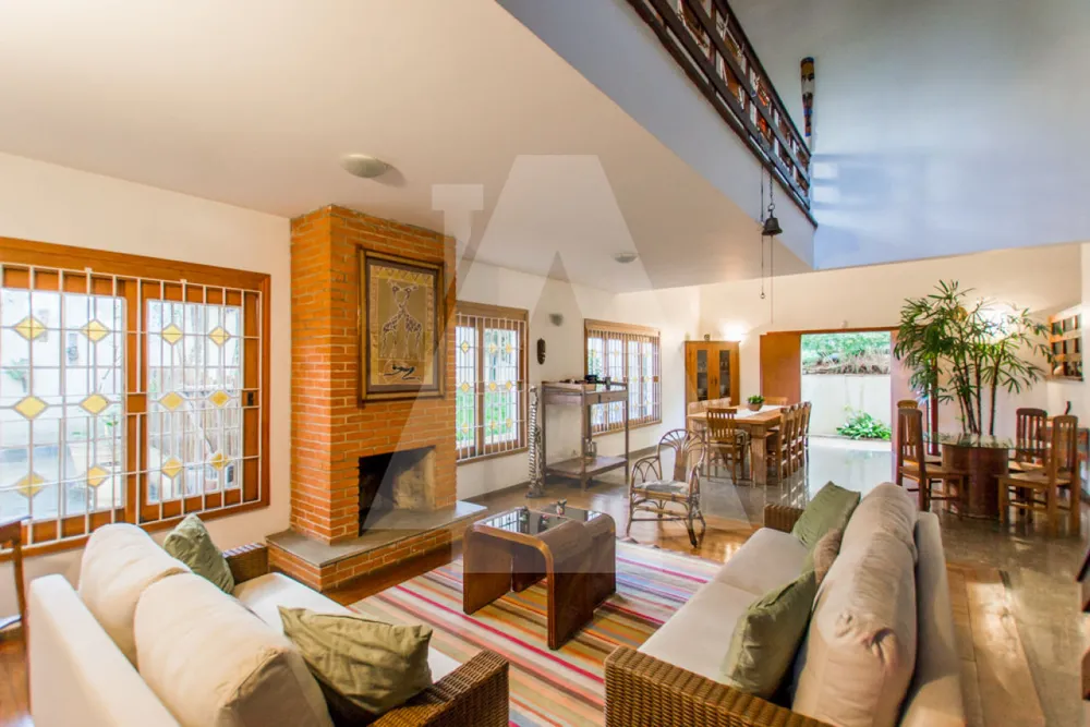 Sobrado, 4 quartos, 530 m² - Foto 1