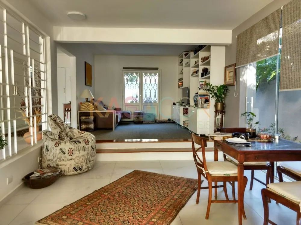 Sobrado, 4 quartos, 393 m² - Foto 1