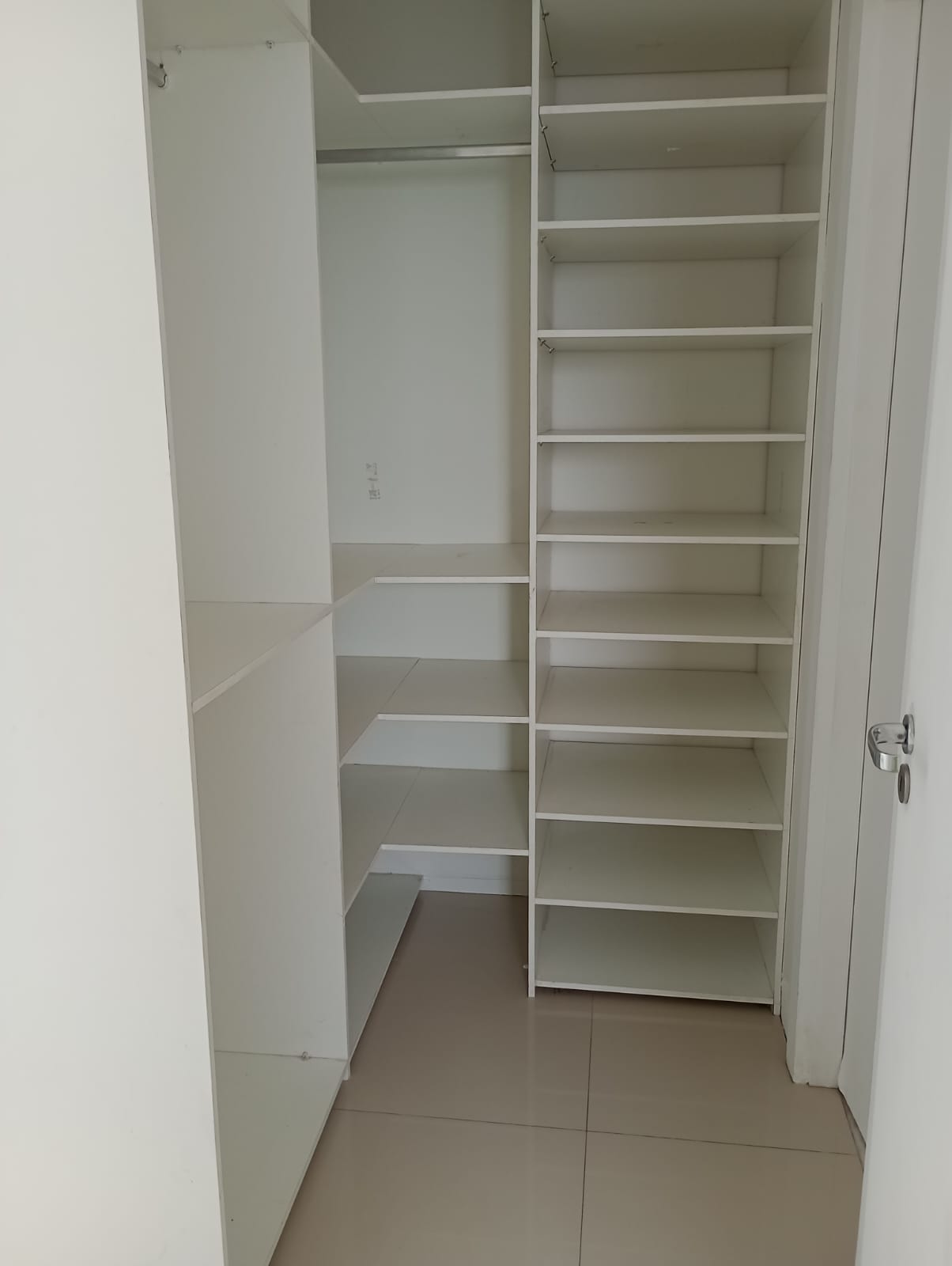 Apartamento à venda com 3 quartos, 76m² - Foto 26