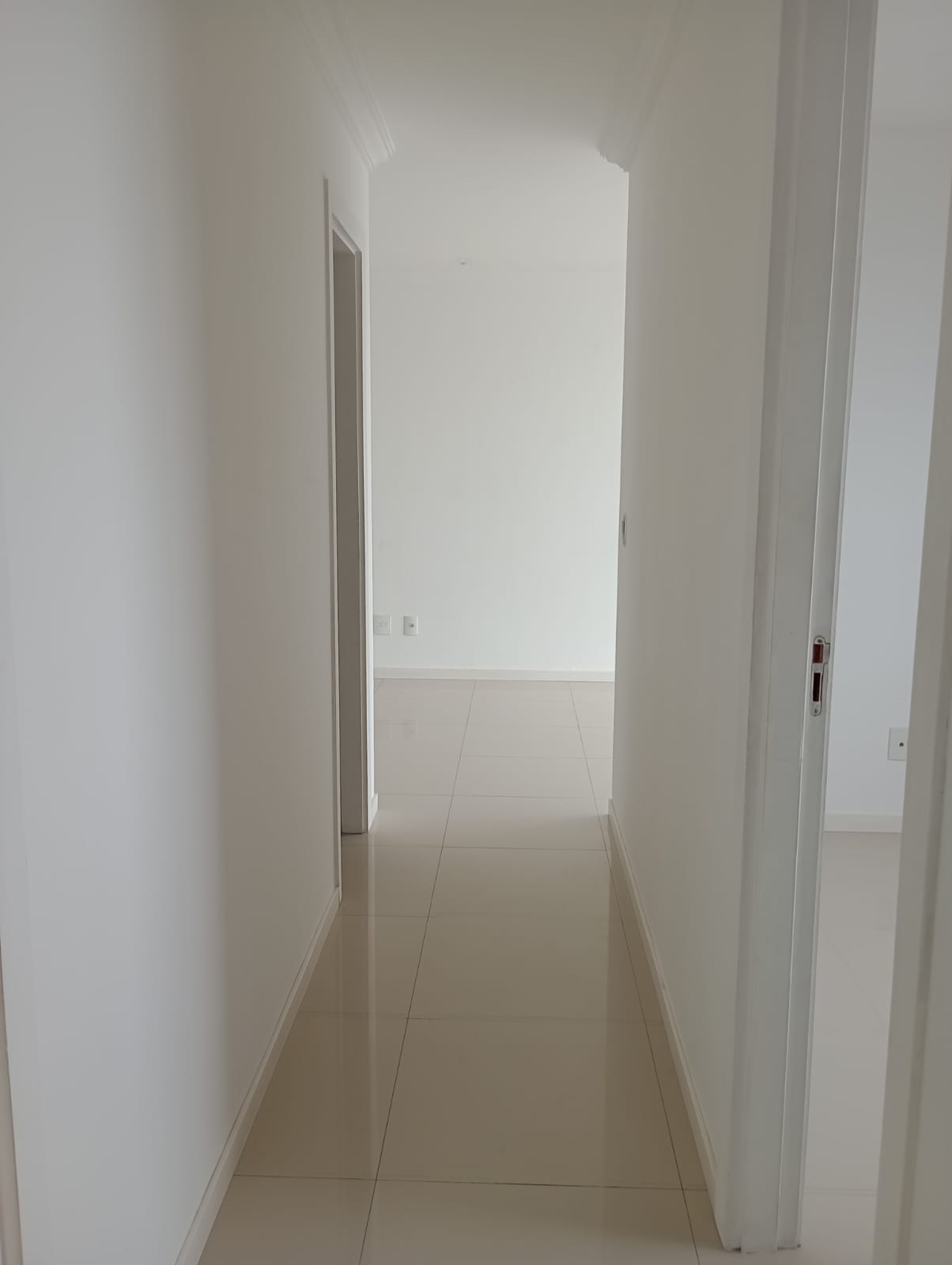 Apartamento à venda com 3 quartos, 76m² - Foto 18