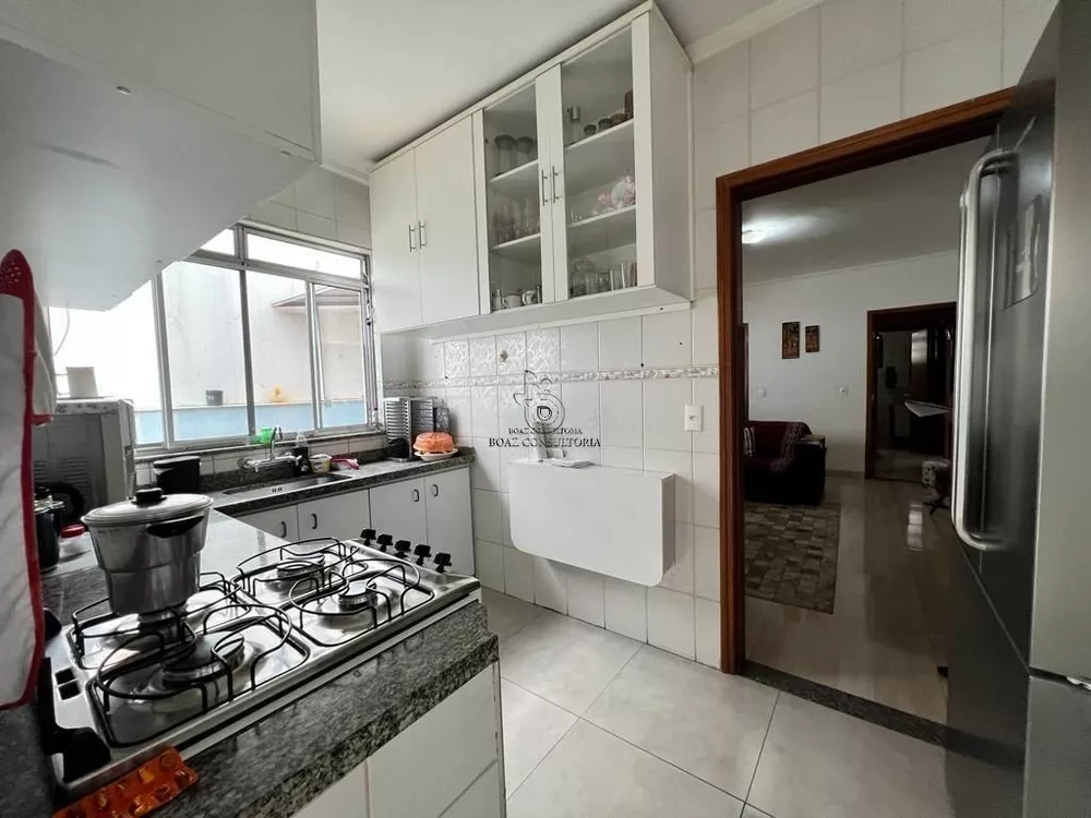 Casa, 3 quartos, 360 m² - Foto 2