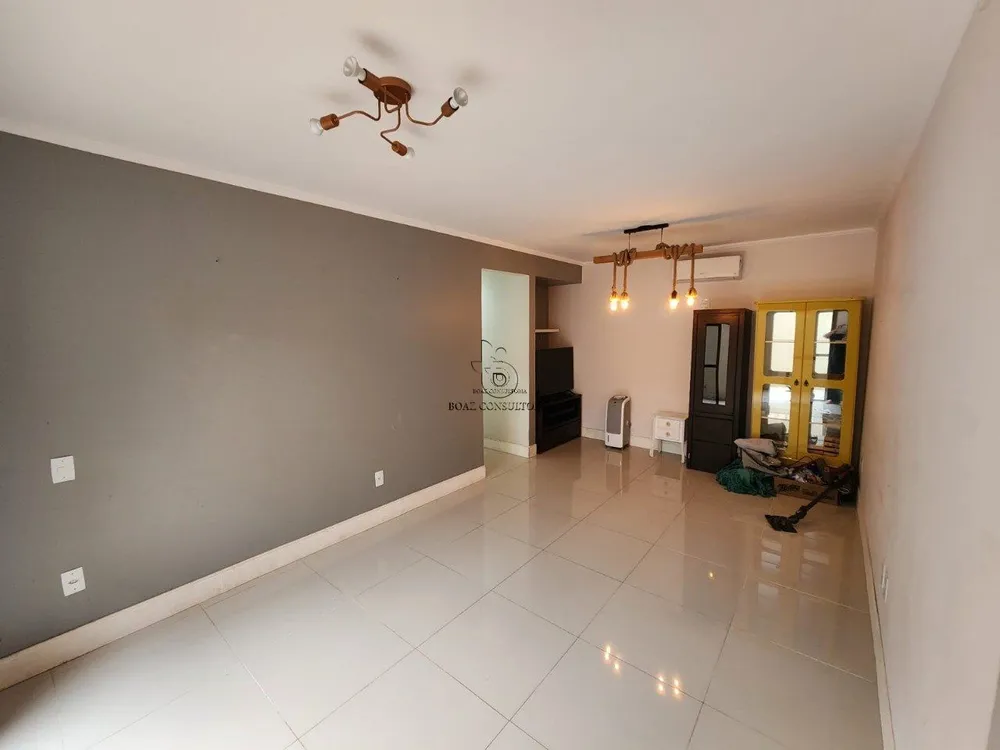 Casa, 4 quartos, 255 m² - Foto 1