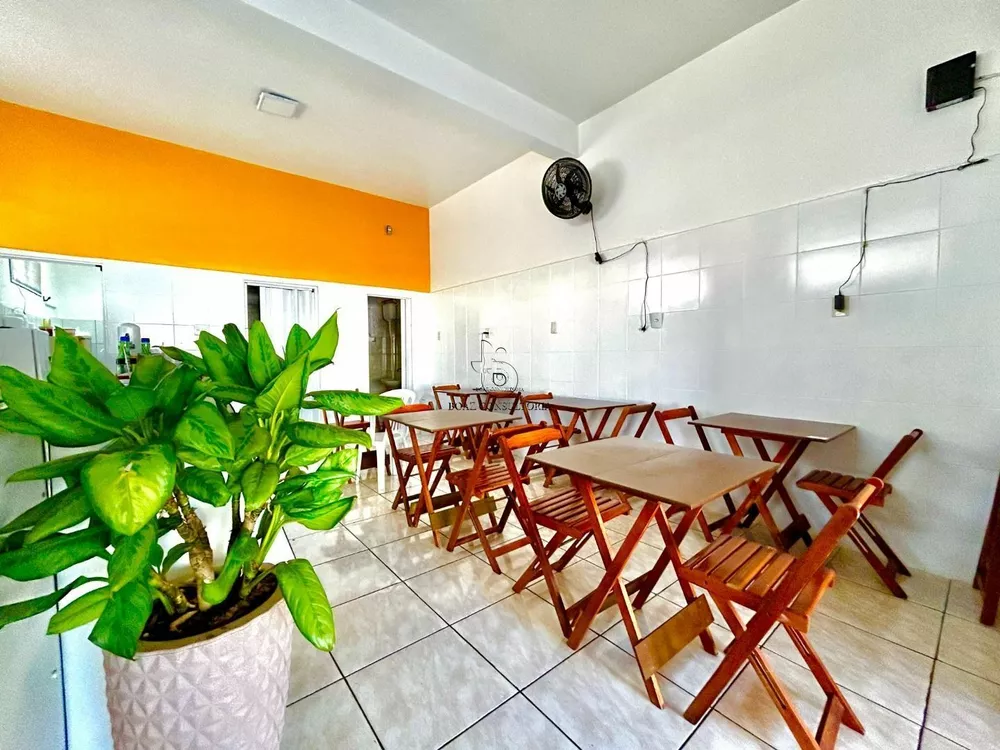 Casa, 3 quartos, 300 m² - Foto 1