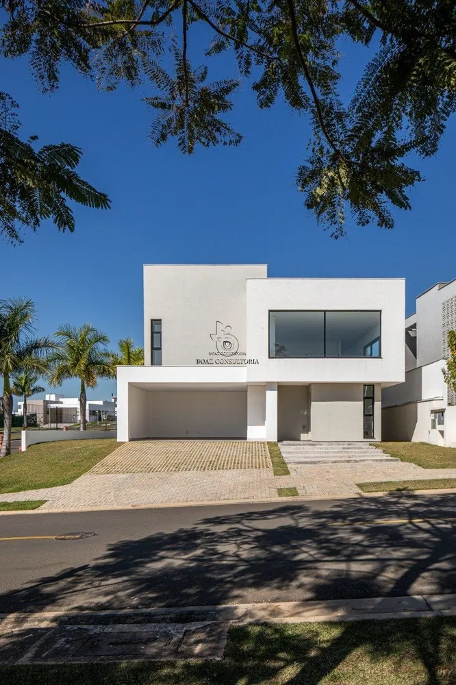 Casa, 4 quartos, 297 m² - Foto 1