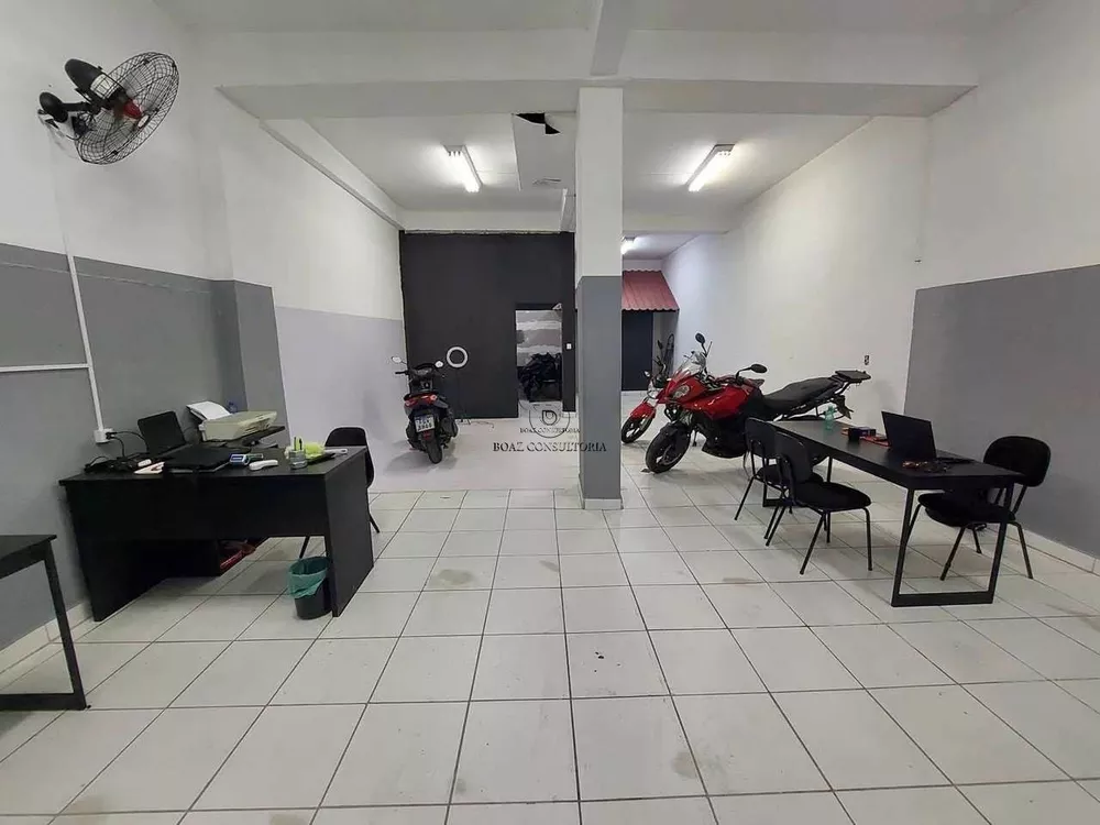 Sobrado, 3 quartos, 357 m² - Foto 1