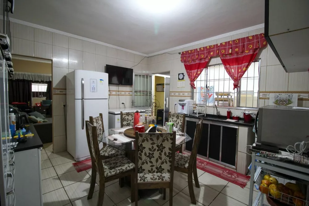 Casa, 2 quartos, 138 m² - Foto 2