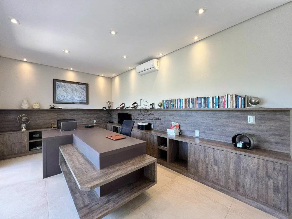 Casa, 4 quartos, 583 m² - Foto 1