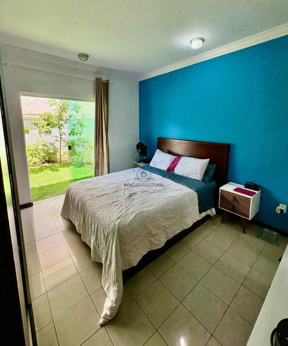 Casa, 4 quartos, 225 m² - Foto 2