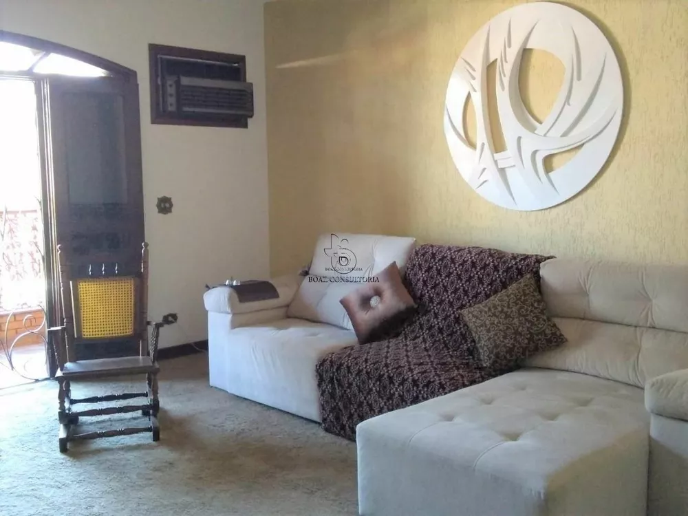 Casa, 6 quartos, 570 m² - Foto 1