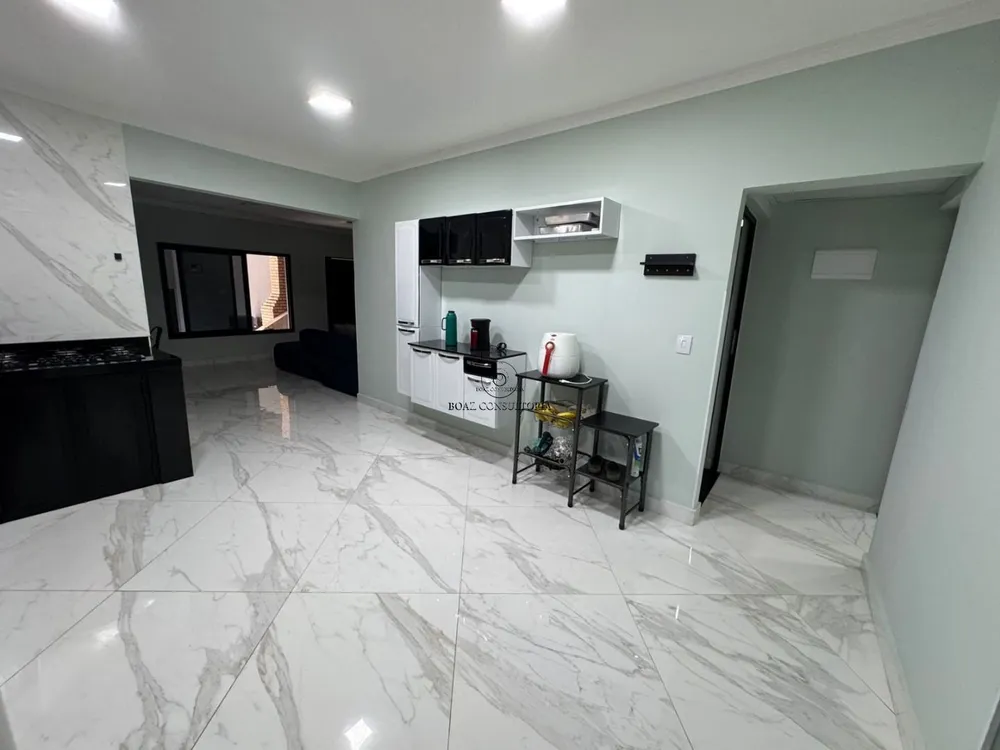 Chácara, 3 quartos, 1800 m² - Foto 1