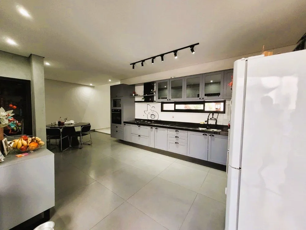 Casa, 3 quartos, 264 m² - Foto 6