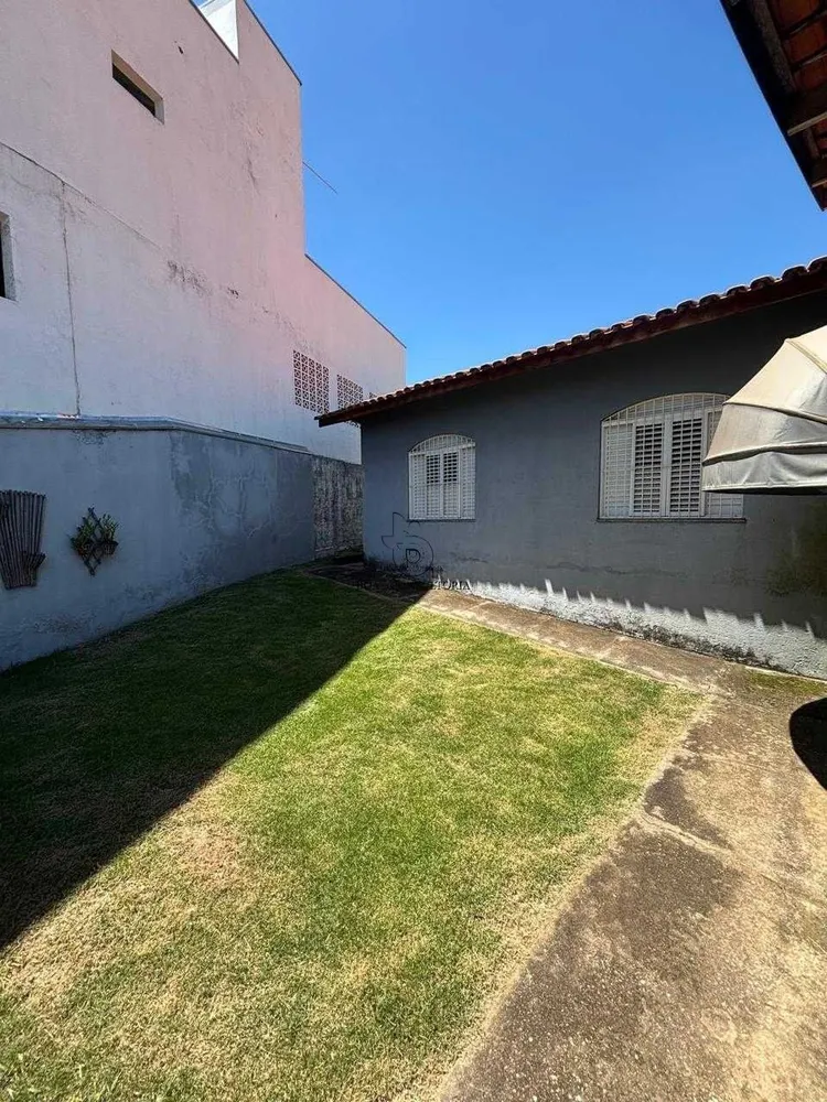 Casa, 3 quartos, 205 m² - Foto 2