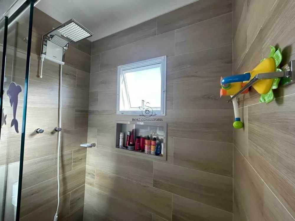 Casa, 3 quartos, 290 m² - Foto 1